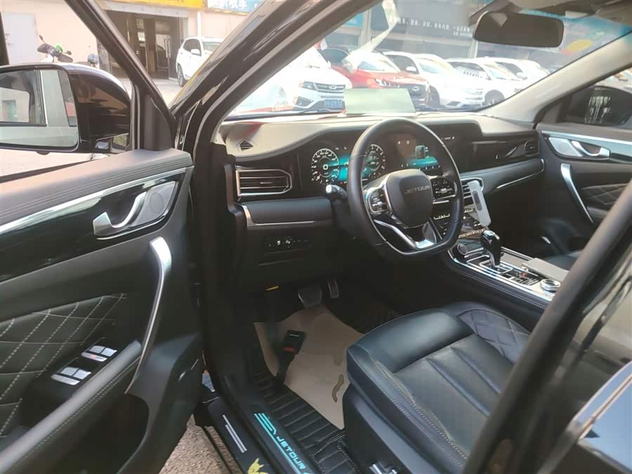 Jetour X95 2020 #17 Jetour X95 2020 صورة سيارة #17