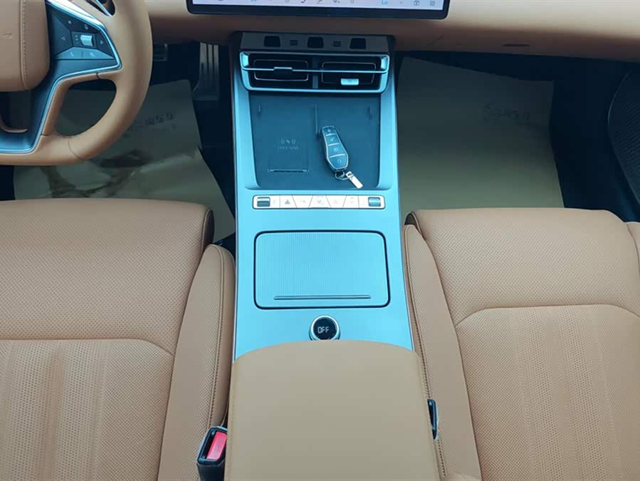 BYD HanL 2025 car image #17