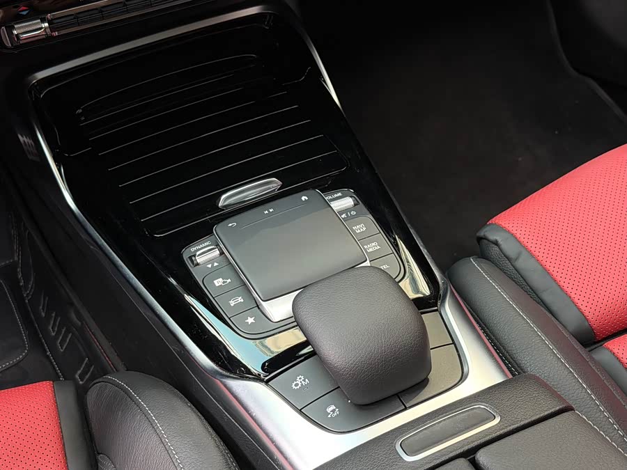 Mercedes-Benz CLA AMG 2020 car image #17