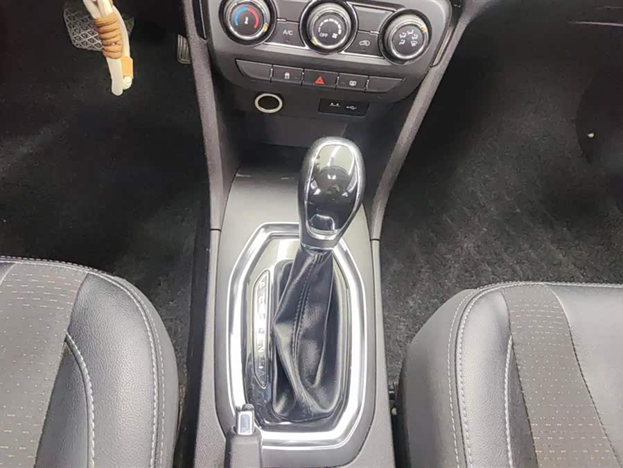 Chery Tiggo 3x 2018 car image #17