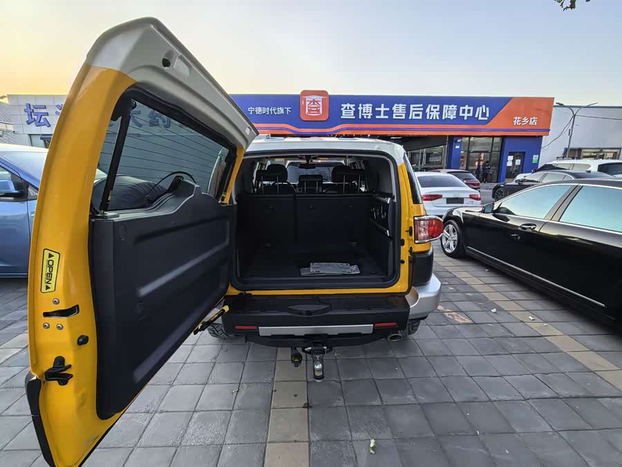 Toyota FJ Cruiser 2019 #17 Toyota FJ Cruiser 2019 immagine di auto #17