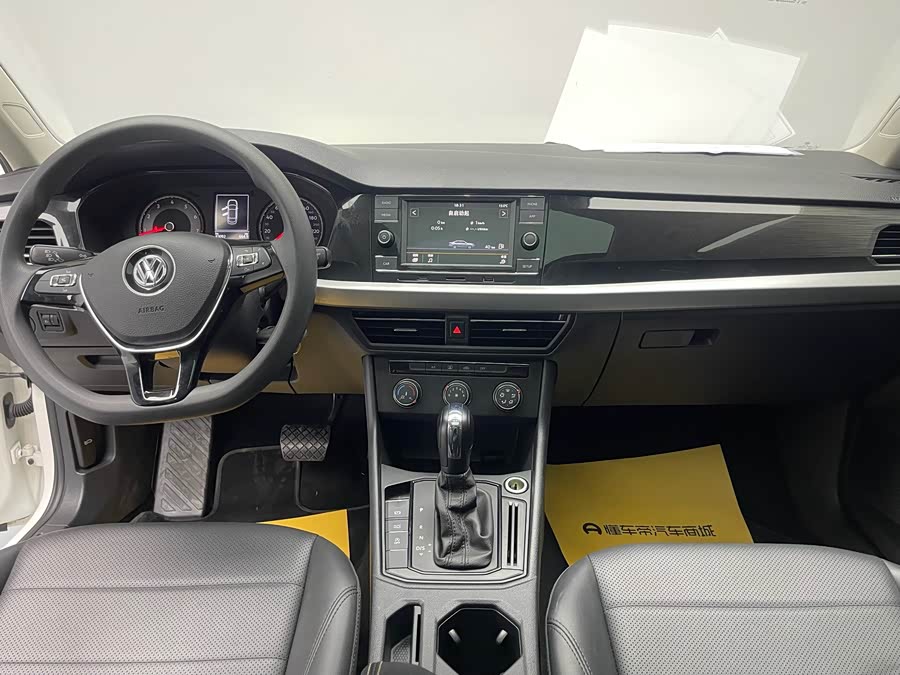 Volkswagen Lavida 2020 car image #17