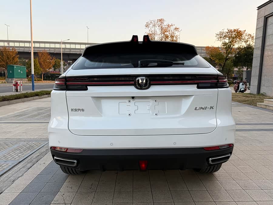 Changan UNI-K iDD 2025 immagine di auto #17