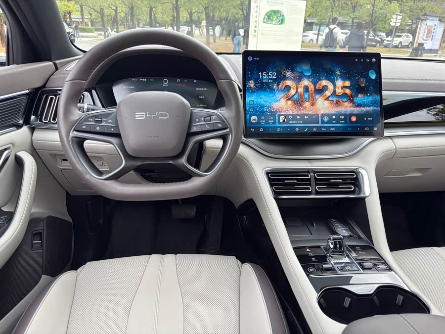 BYD Song Plus New Energy 2025 #17 BYD Song Plus New Energy 2025 car image #17
