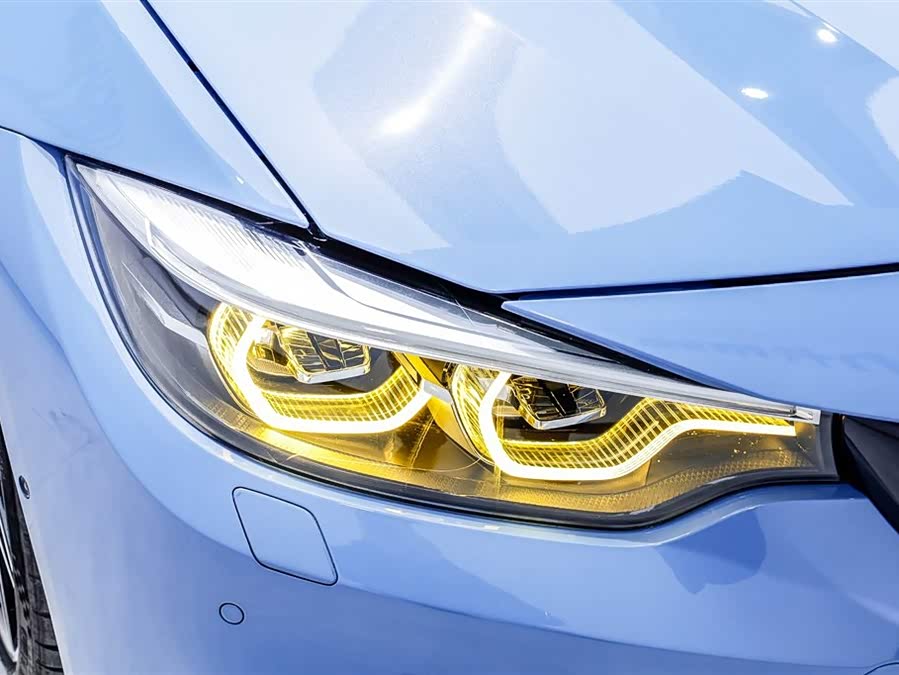 BMW M4 2017 car image #17