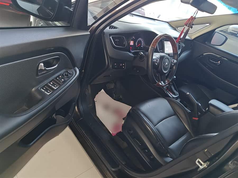 起亚 佳乐 2016 汽车图片 #17