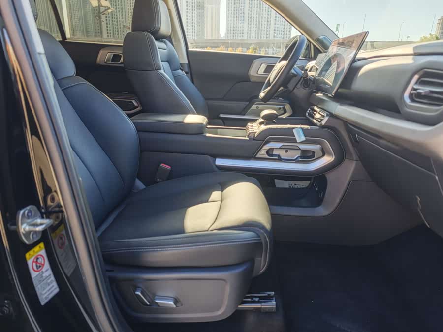 FangChengBao Tiger 3 2025 #17 FangChengBao Tiger 3 2025 car image #17