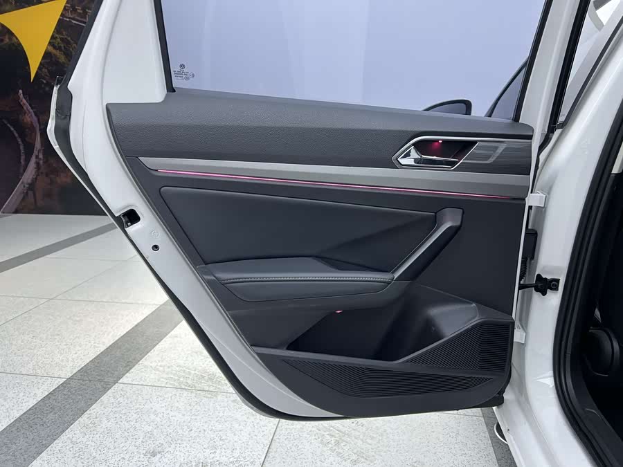 Volkswagen Lavida 2021 immagine di auto #17