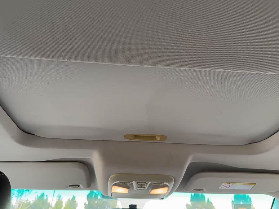 SWM X7 2018 изображение автомобиля #17