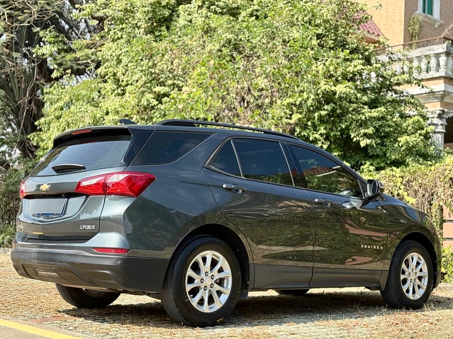 Chevrolet Equinox 2017 car image #17