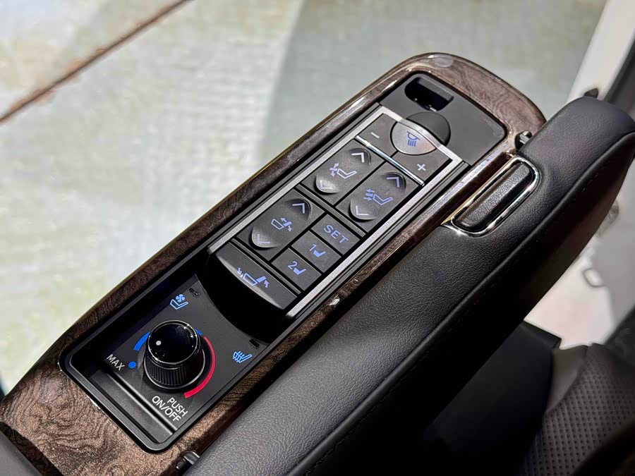 Toyota Vellfire 2022 #17 Toyota Vellfire 2022 immagine di auto #17