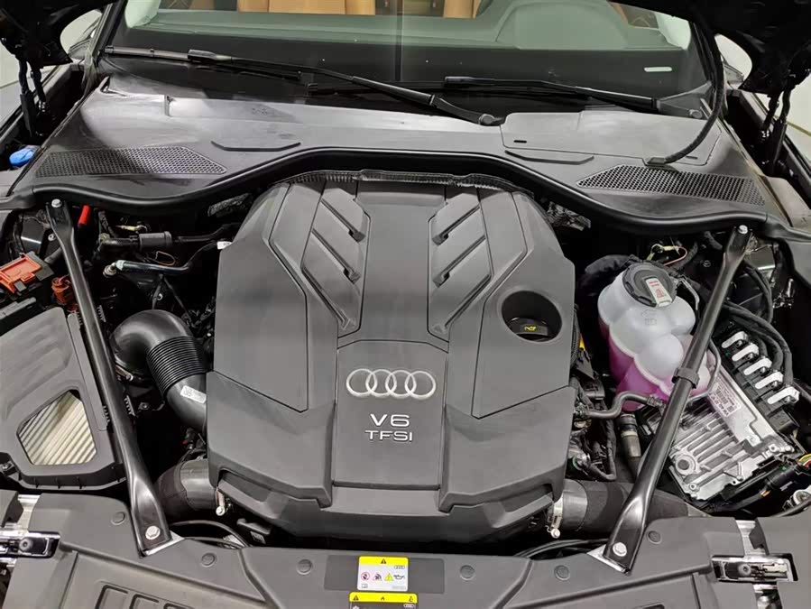 Audi A8 imagen de coche #17