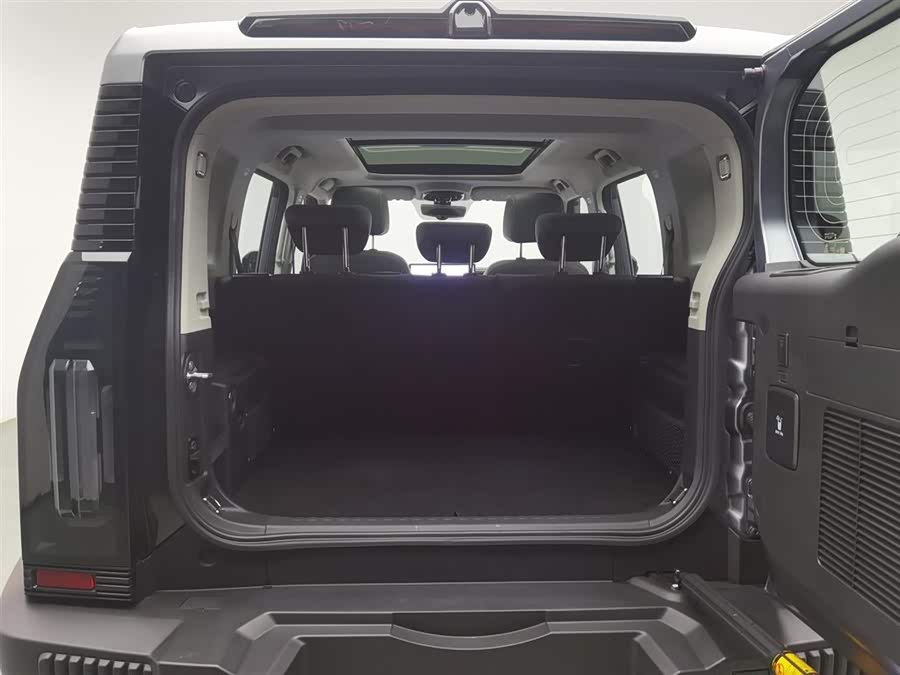 Jetour Traveller 2024 car image #17