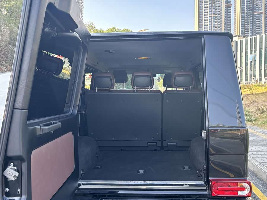 Mercedes-Benz G Class 2018 صورة سيارة #17