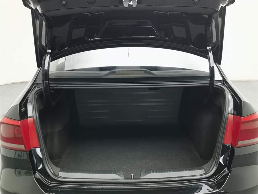 Volkswagen Santana 2013 #17 Volkswagen Santana 2013 immagine di auto #17