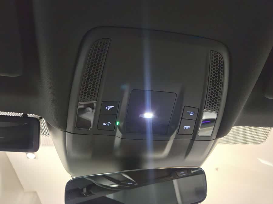 Audi e-tron GT 2024 image de voiture #17