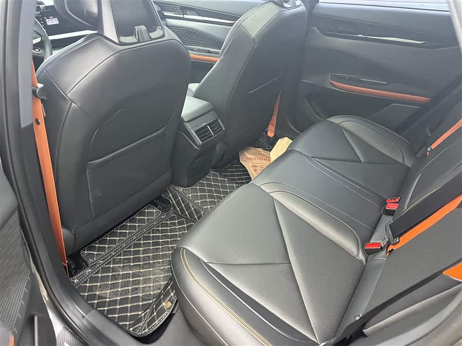 长安 长安UNI-V 2022 汽车图片 #17