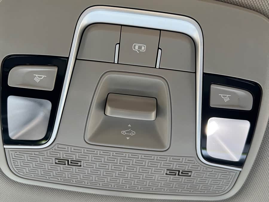 GEELY Coolray 2022 #17 GEELY Coolray 2022 car image #17
