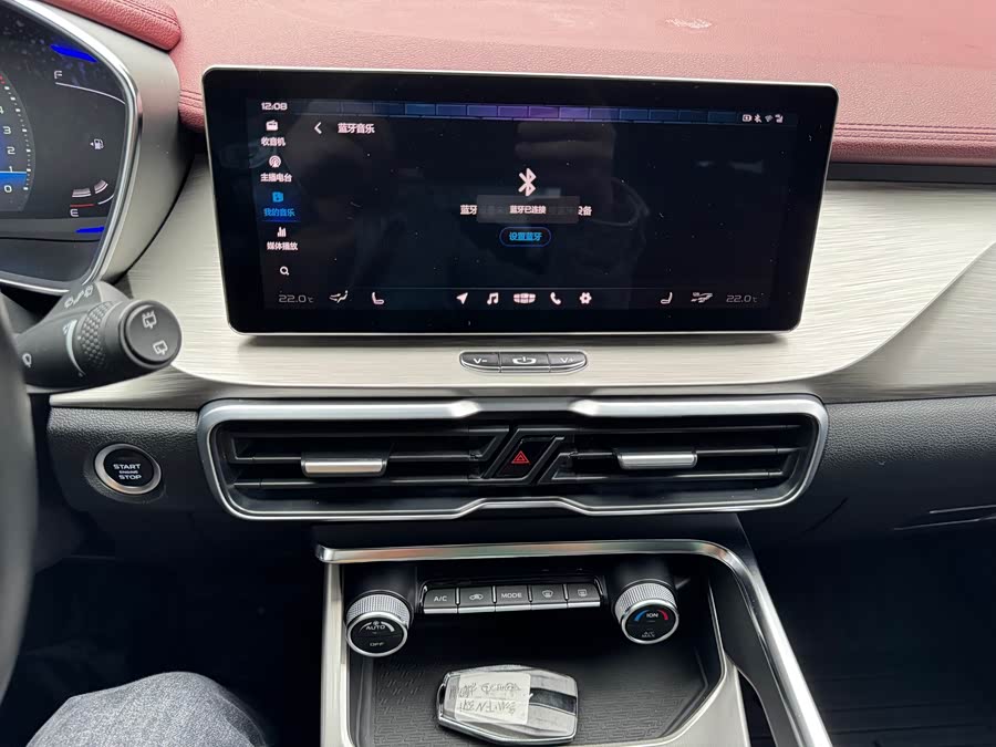 GEELY Coolray 2019 car image #17