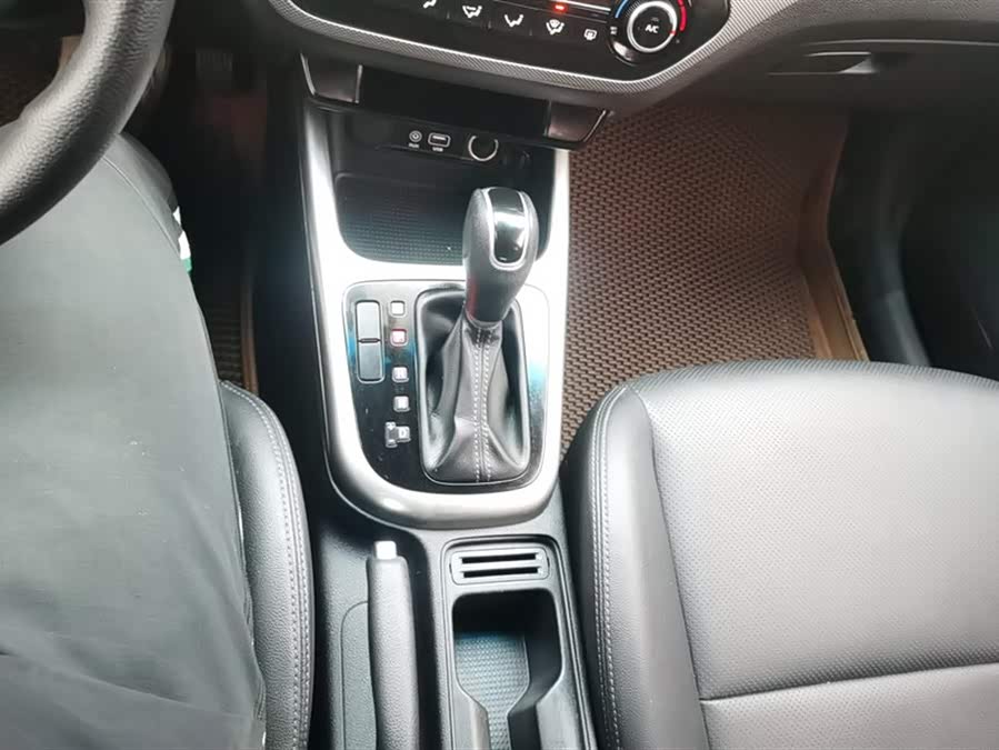 起亚 KX3傲跑 2017 汽车图片 #17