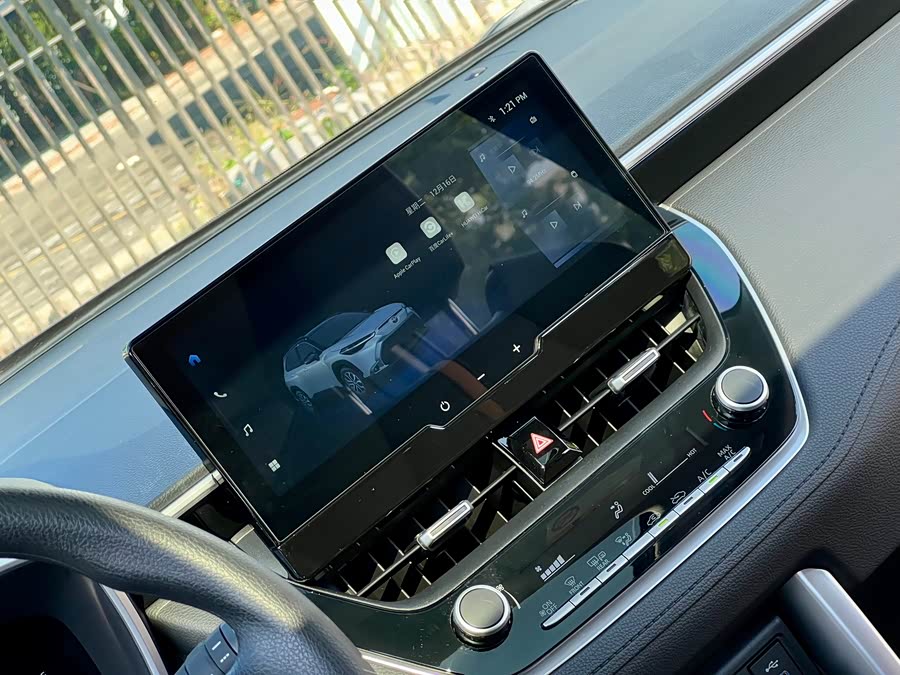 Toyota Frontlander 2023 car image #17