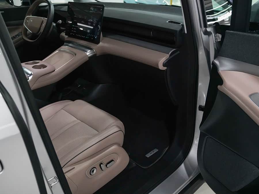 Xpeng X9 2024 #17 Xpeng X9 2024 immagine di auto #17