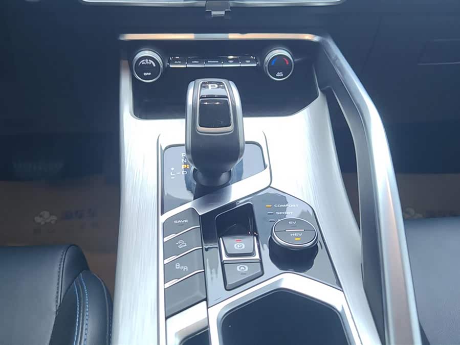 GEELY Coolray New Energy 2021 #17 GEELY Coolray New Energy 2021 car image #17