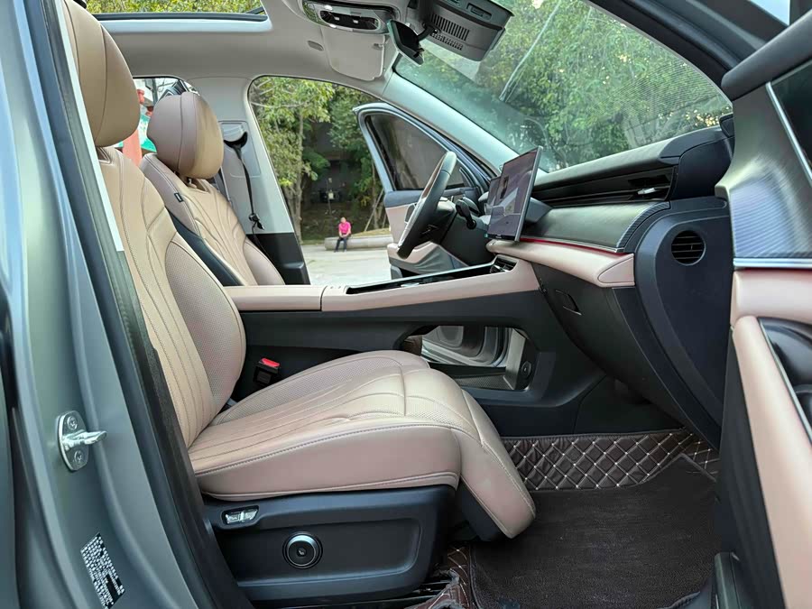 Chery Tiggo8L 2024 car image #17