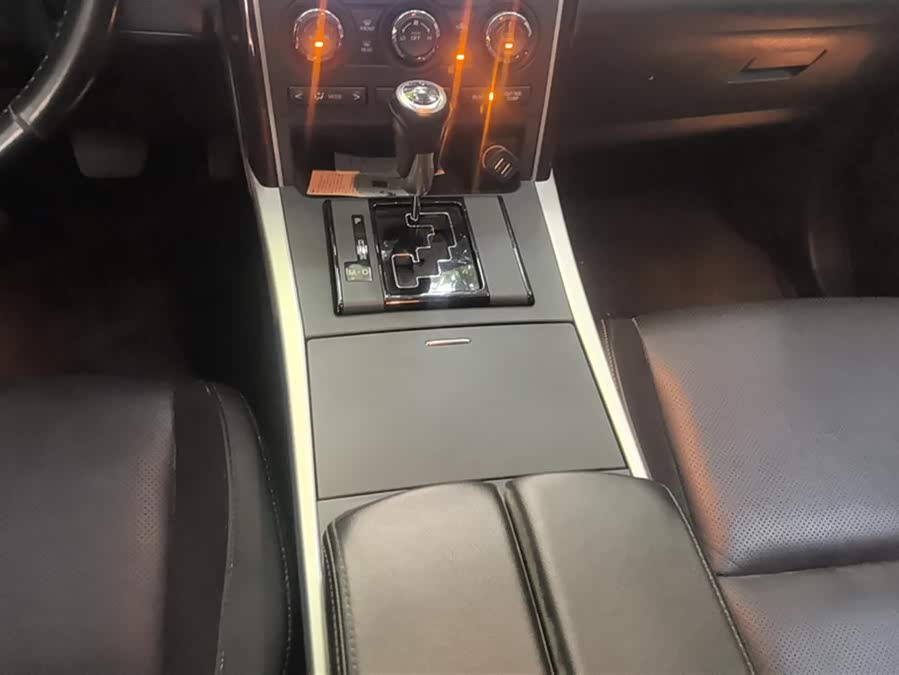 Mazda CX-9 2015 immagine di auto #17