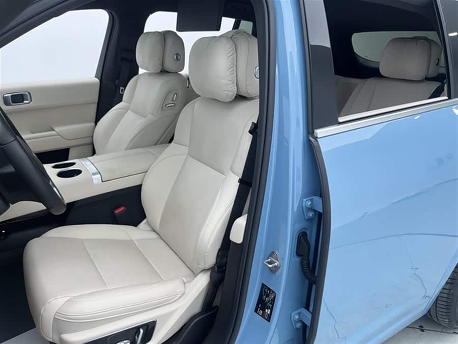 Li L7 2024 car image #17
