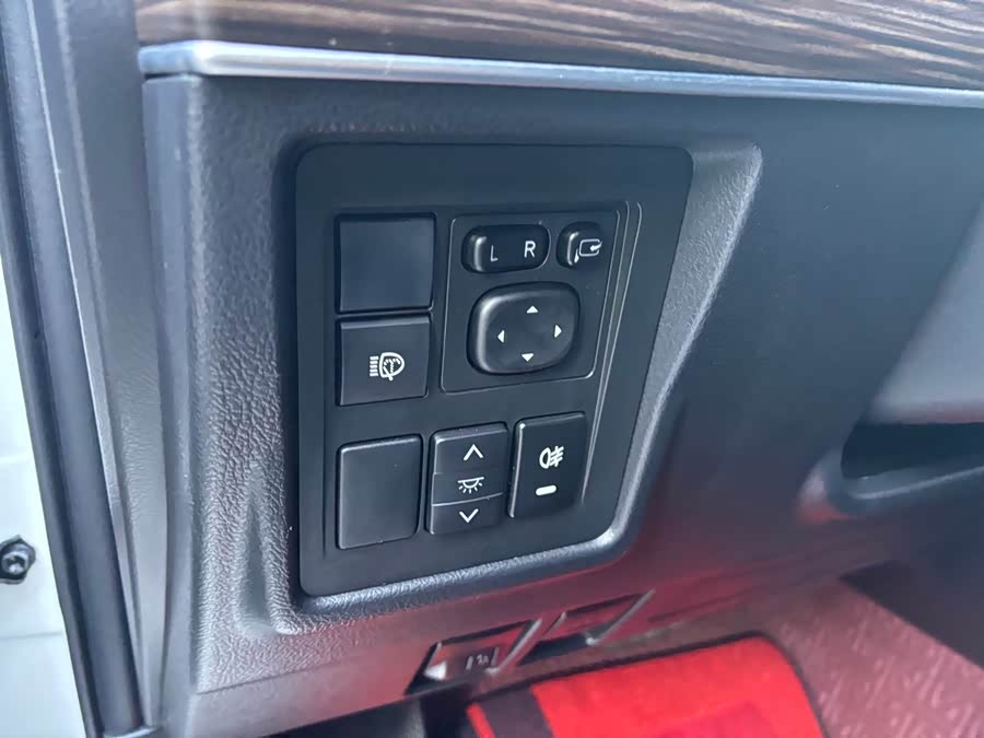 Toyota Land Cruiser Prado 2019 #17 Toyota Land Cruiser Prado 2019 car image #17