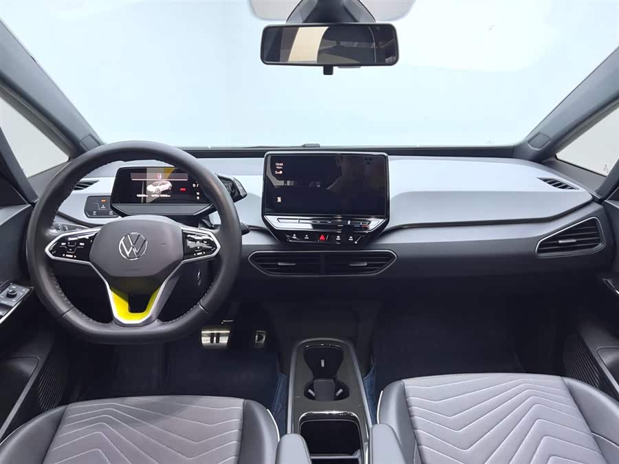 Volkswagen ID.3 2022 car image #17