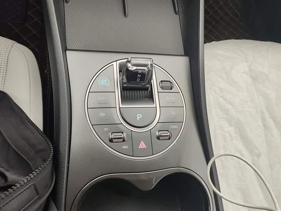 BYD Seal 05 DM-i 2025 car image #17