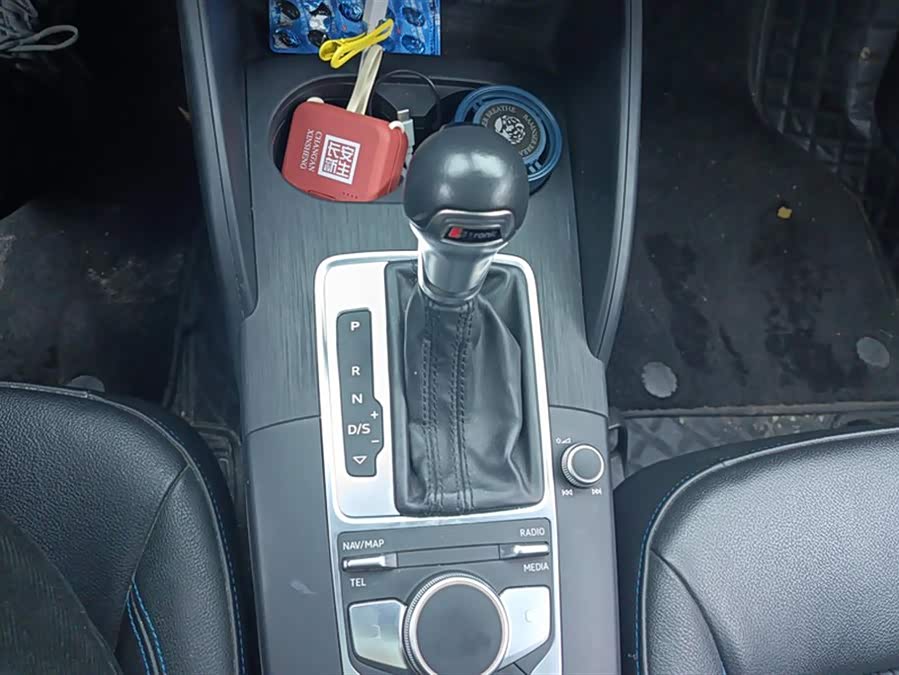 Audi A3 2019 car image #17