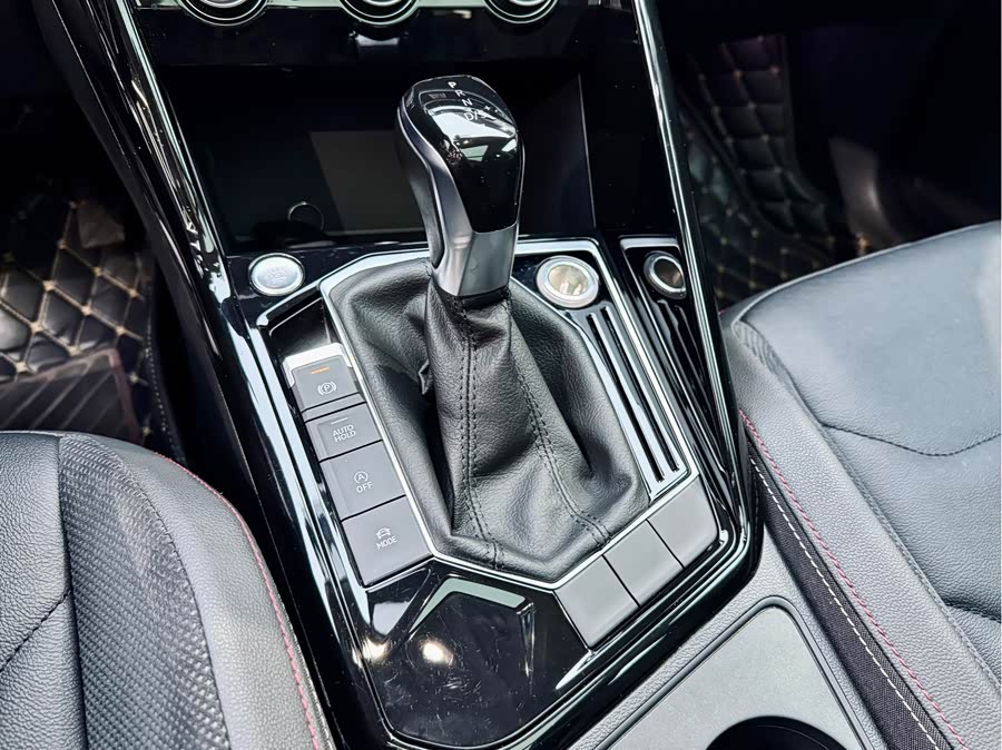 Volkswagen Tayron 2020 immagine di auto #17