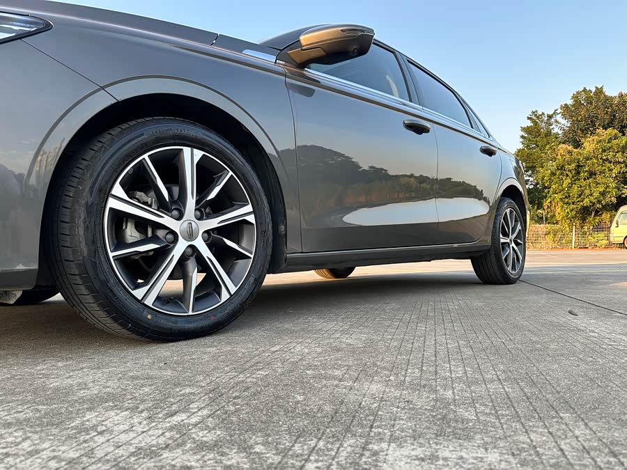 GEELY Emgrand 2022 immagine di auto #17