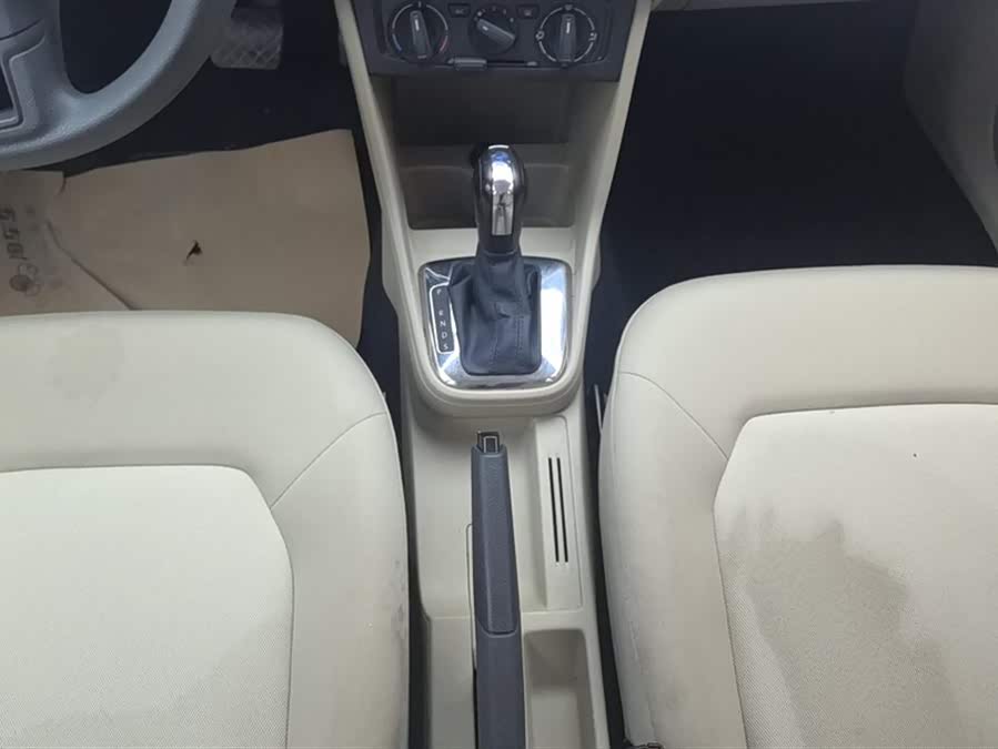 Jetta Jetta 2016 car image #17
