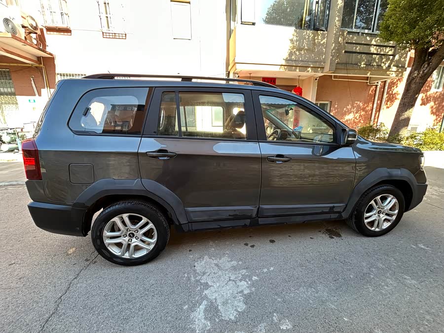 SWM斯威汽车 SWM斯威大虎 2023 #17 SWM斯威汽车 SWM斯威大虎 2023 汽车图片 #17