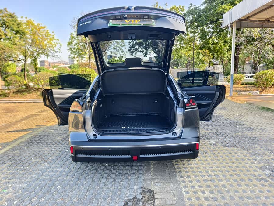 Deepal SL03 2024 #17 Deepal SL03 2024 car image #17