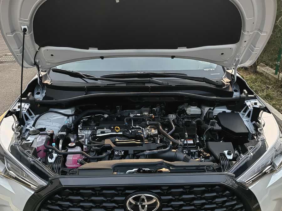 Toyota Corolla Cross 2025 car image #17