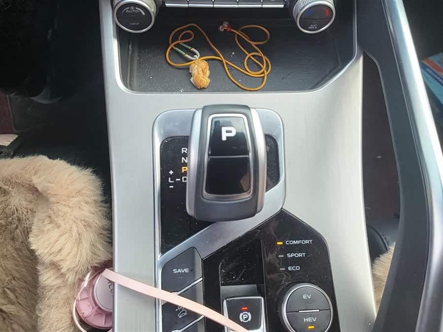 GEELY Coolray New Energy 2021 #17 GEELY Coolray New Energy 2021 car image #17