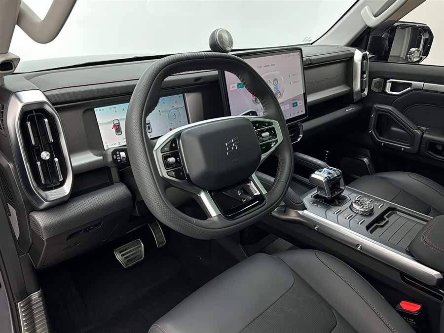 Jetour T2 2024 car image #17