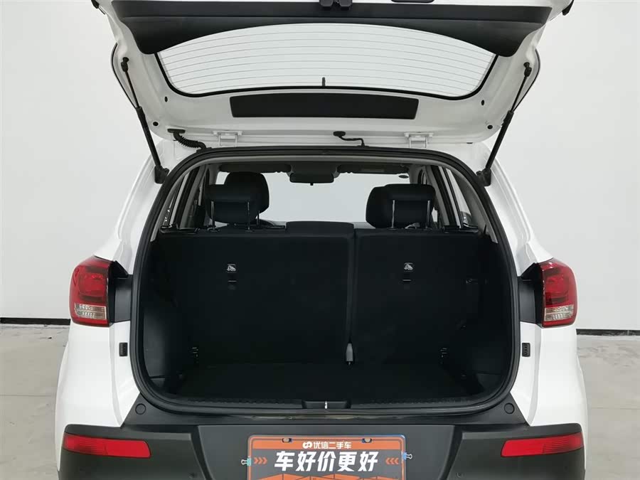 Kia Stonic 2016 car image #17