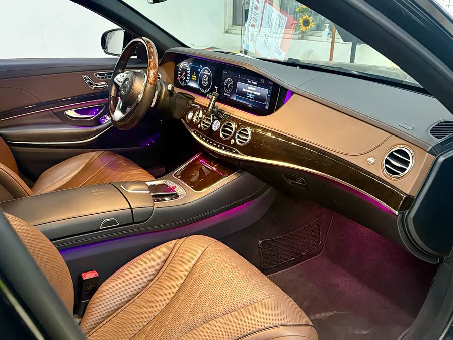 Mercedes-Benz Maybach S Class 2019 car image #17