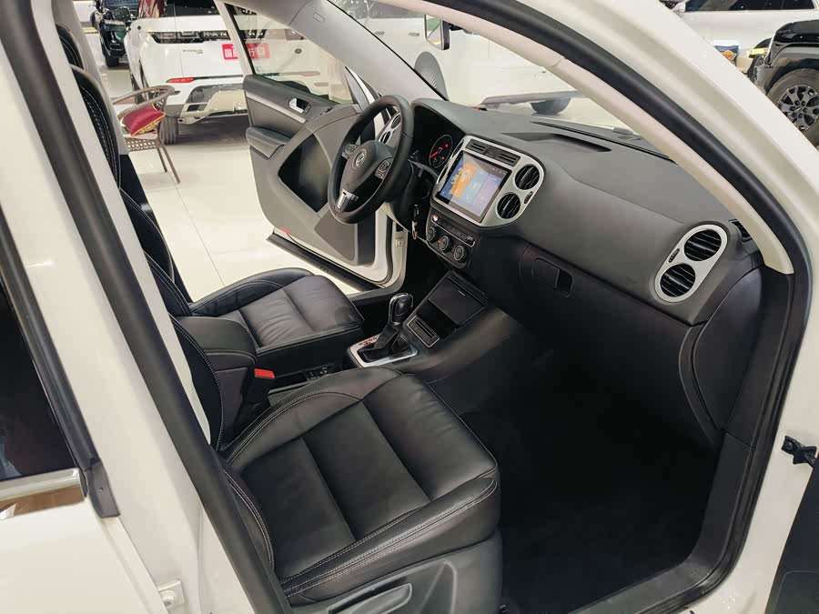 Volkswagen Tiguan 2018 #17 Volkswagen Tiguan 2018 car image #17