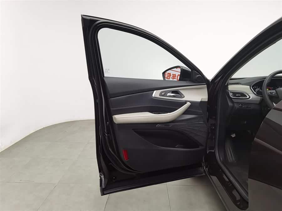 Exceed Lingyun 2020 car image #17