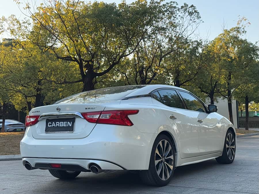 Nissan Maxima 2017 صورة سيارة #17