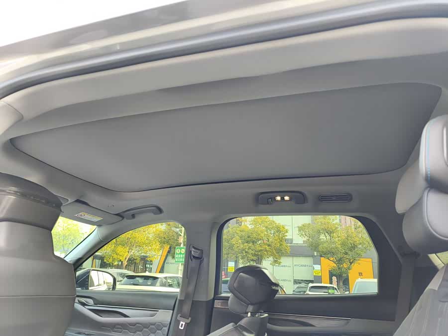 Ford Edge 2024 car image #17