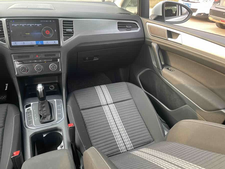 大众 高尔夫·嘉旅 2018 汽车图片 #17