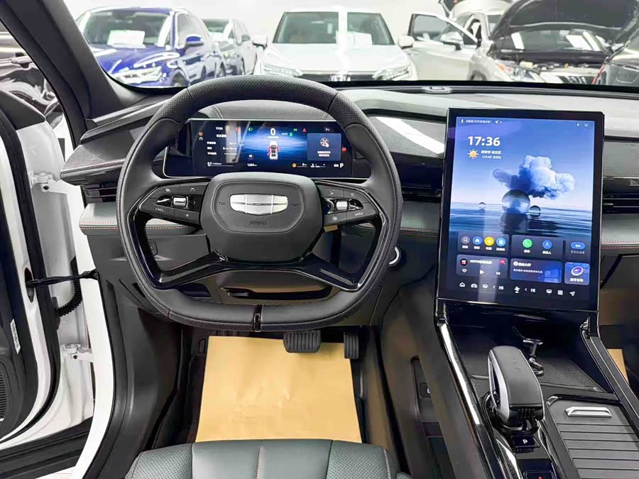 GEELY Boyue 2025 car image #17